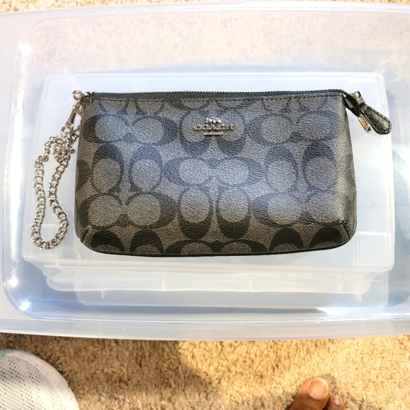 Coach Handbags - Coach oversized wristlet